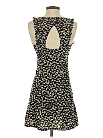 Pins and Needles Casual Dress (view 2)