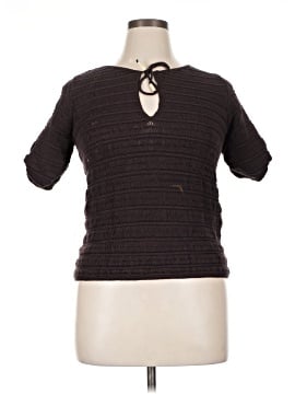 Neiman Marcus Pullover Sweater