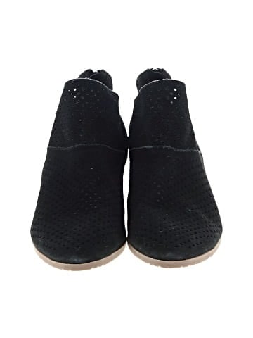 Kenneth Cole REACTION Ankle Boots (view 2)