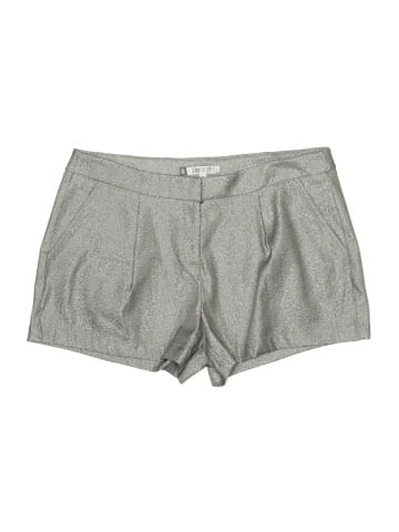 Jennifer Lopez Shorts (view 1)