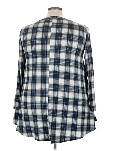 Larace 3/4 Sleeve T-Shirt (view 2)