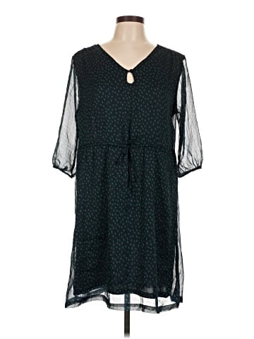 Old Navy Casual Dress (view 1)