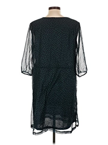 Old Navy Casual Dress (view 2)