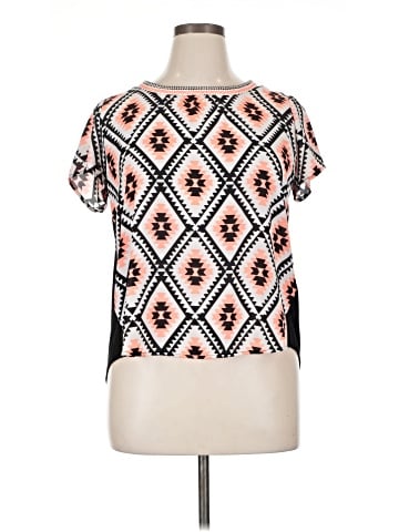 Xhilaration Short Sleeve Top (view 1)