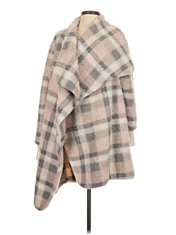 Bumblebella by Jill Martin Poncho (view 1)