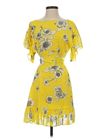 Alice + Olivia Casual Dress (view 1)