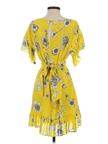 Alice + Olivia Casual Dress (view 2)