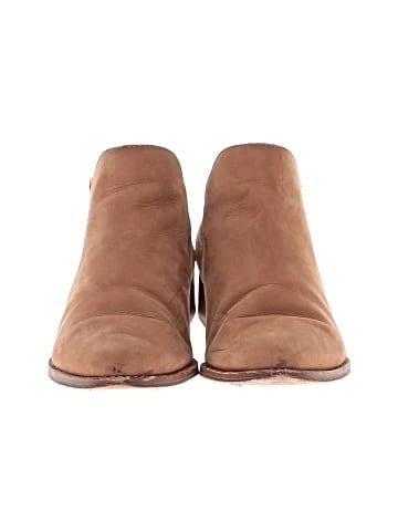 Pour La Victoire Ankle Boots (view 2)