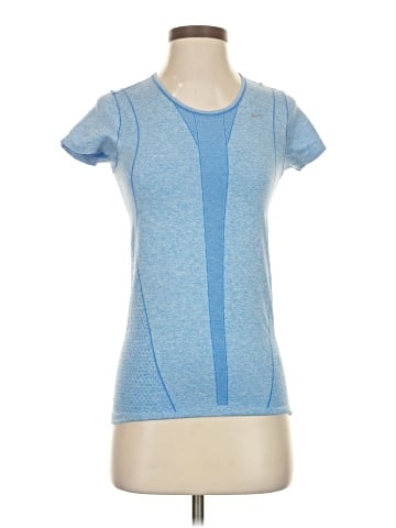 Nike Active T-Shirt (view 1)