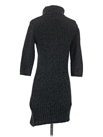 Old Navy Casual Dress (view 2)