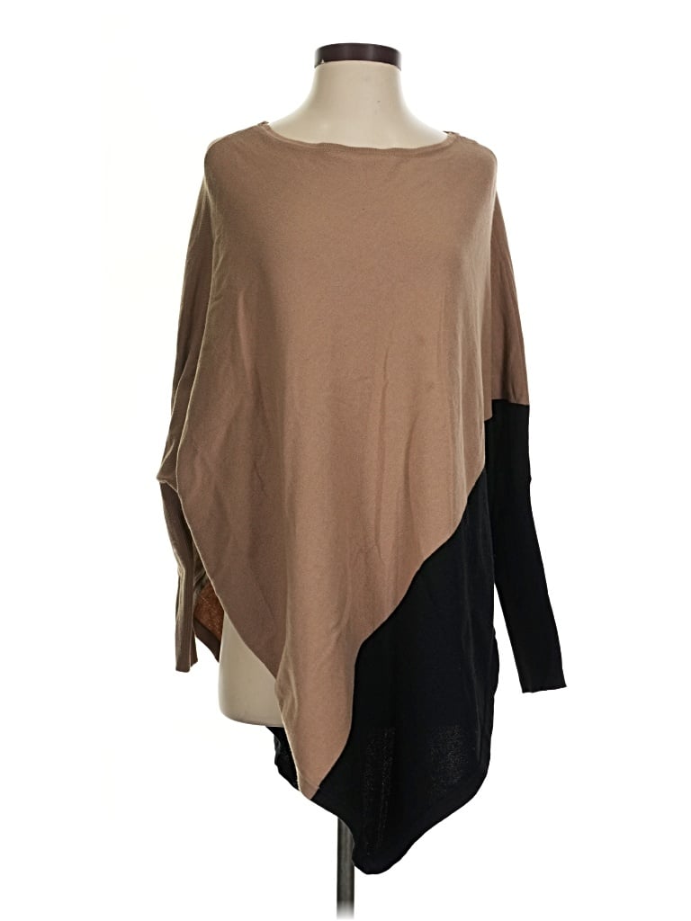 Pre-owned Peter Nygard Poncho In Brown