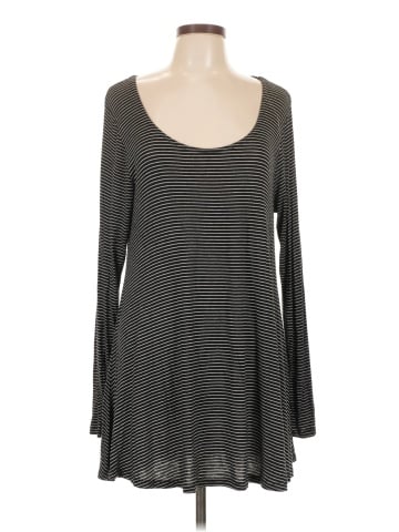 Vanity Long Sleeve Top (view 1)