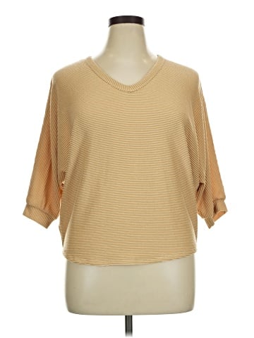 Tres Bien U.S.A. Short Sleeve Top (view 1)