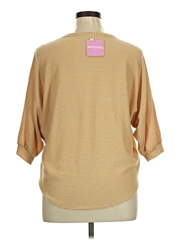 Tres Bien U.S.A. Short Sleeve Top (view 2)