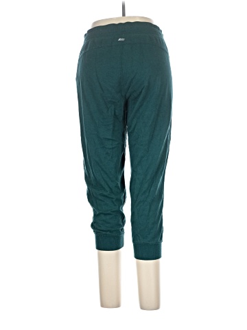 Amazon Essentials Casual Pants (view 2)