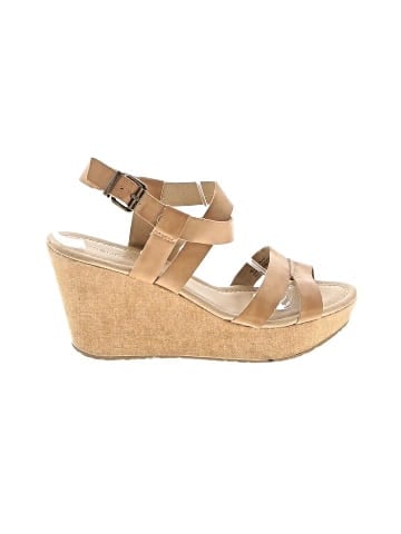 Maurices Wedges (view 1)