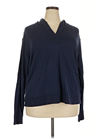 Vineyard Vines Pullover Sweater (view 1)