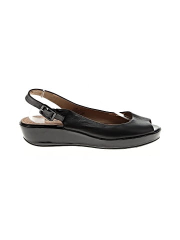 Kenneth Cole REACTION Wedges (view 1)