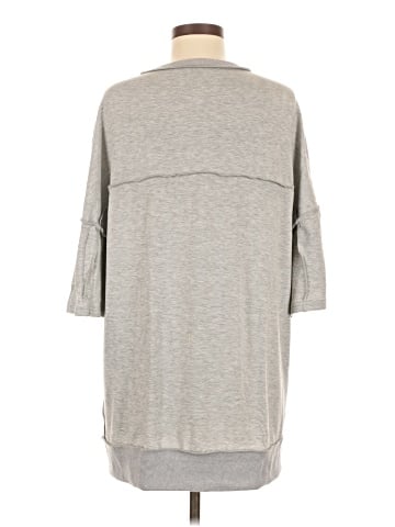Unbranded 3/4 Sleeve T-Shirt (view 2)