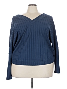 Shein Curve Long Sleeve Top