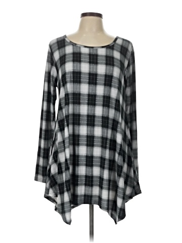 Larace 3/4 Sleeve T-Shirt (view 1)