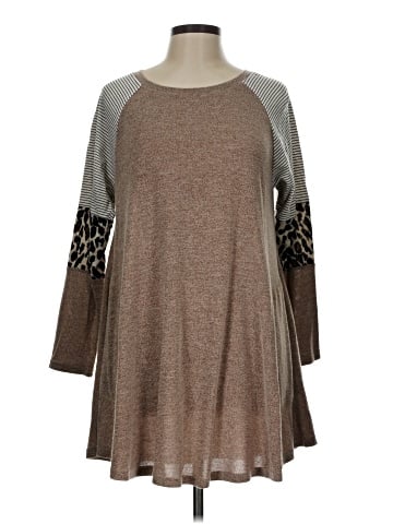 Larace Casual Dress (view 1)