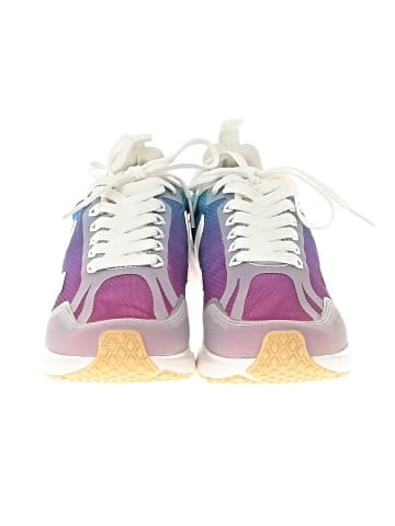 VEJA Sneakers (view 2)