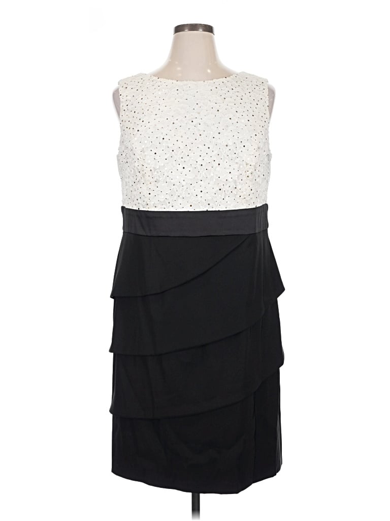 Pre-owned Signature Cocktail Dress In Black