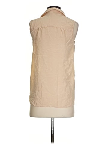 Club Monaco Sleeveless Button-Down Shirt (view 2)