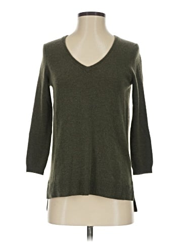 Neiman Marcus Cashmere Pullover Sweater (view 1)