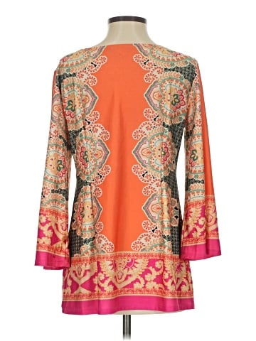 Sunny Leigh 3/4 Sleeve Top (view 2)