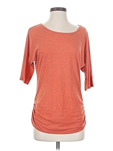 Maurices 3/4 Sleeve T-Shirt (view 1)
