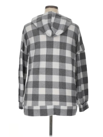 Betsey's Boutique Shop Poncho (view 2)