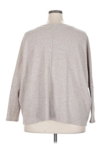 Cherish Pullover Sweater (view 2)