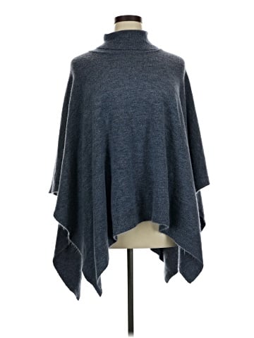XCVI Poncho (view 1)