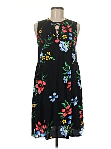 Old Navy Casual Dress (view 1)
