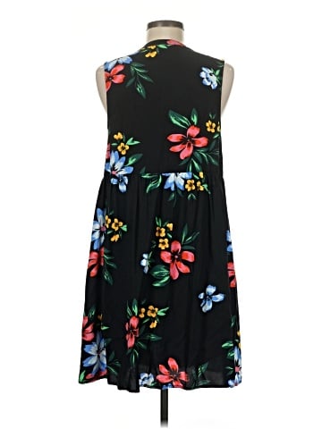 Old Navy Casual Dress (view 2)