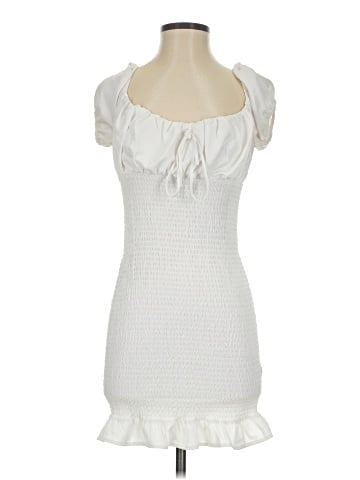 Love Tree Sleeveless Blouse (view 1)