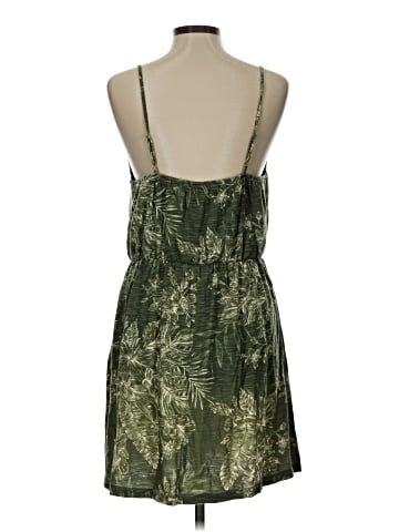 Old Navy Casual Dress (view 2)
