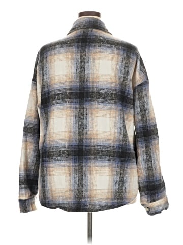Fantaslook Long Sleeve Button-Down Shirt (view 2)