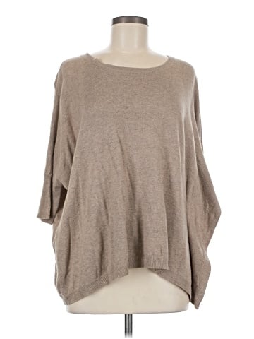 Esley Poncho (view 1)