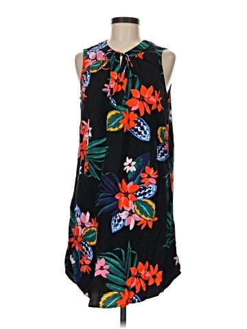 Old Navy Casual Dress (view 1)