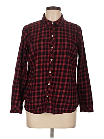 Croft & Barrow Long Sleeve Button-Down Shirt (view 1)