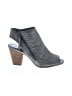 Sugar Gray Silver Sandals Size 9 - photo 1