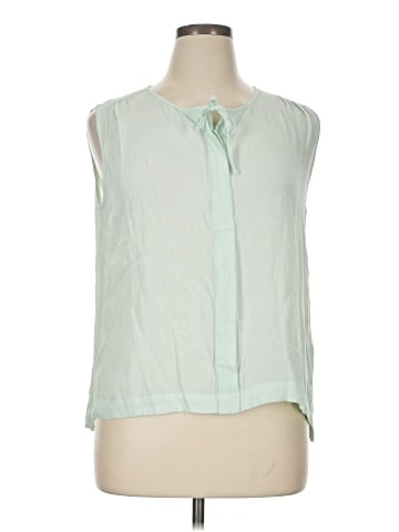 Levi's Sleeveless Blouse (view 1)