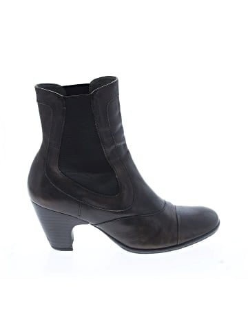 Born Crown Boots (view 1)