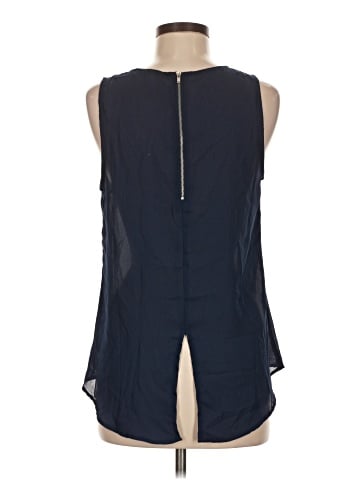 Lulumari Sleeveless Blouse (view 2)