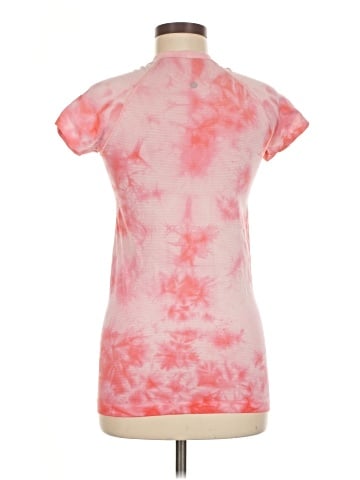 Lululemon Athletica Short Sleeve T-Shirt (view 2)