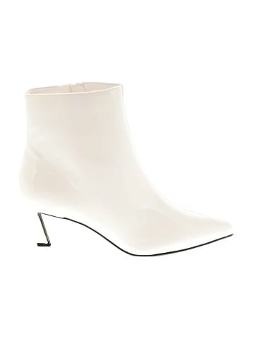 Anne Michelle Ankle Boots (view 1)