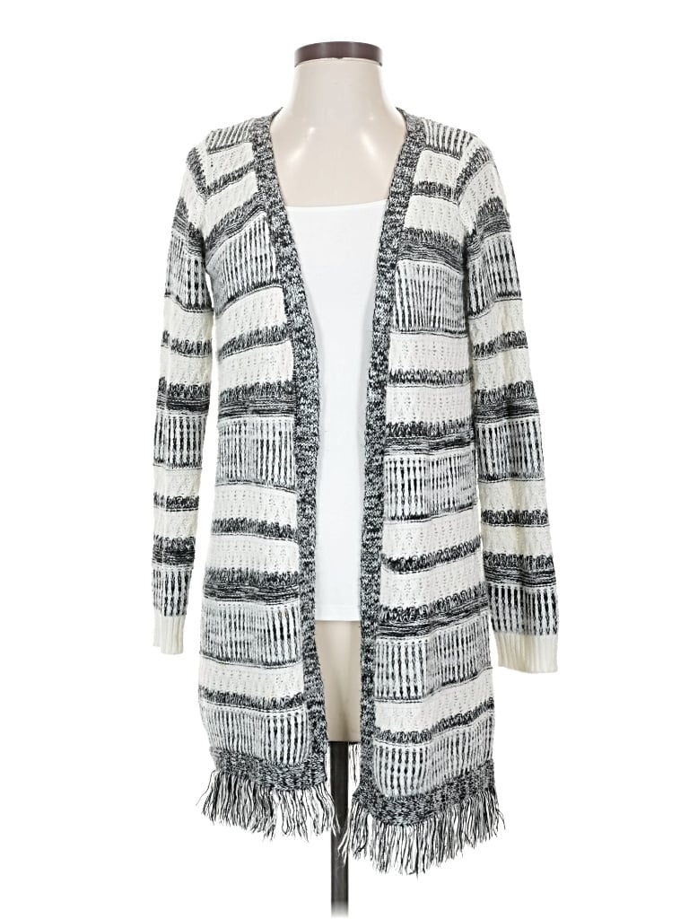 Pre-owned Love By Design Kimono In Gray